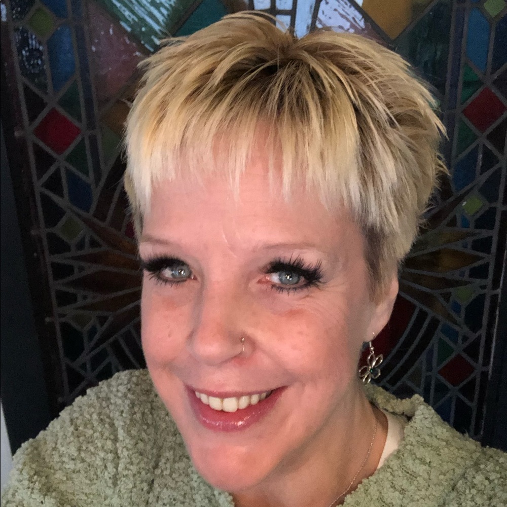 Meet your Posher, Dawn